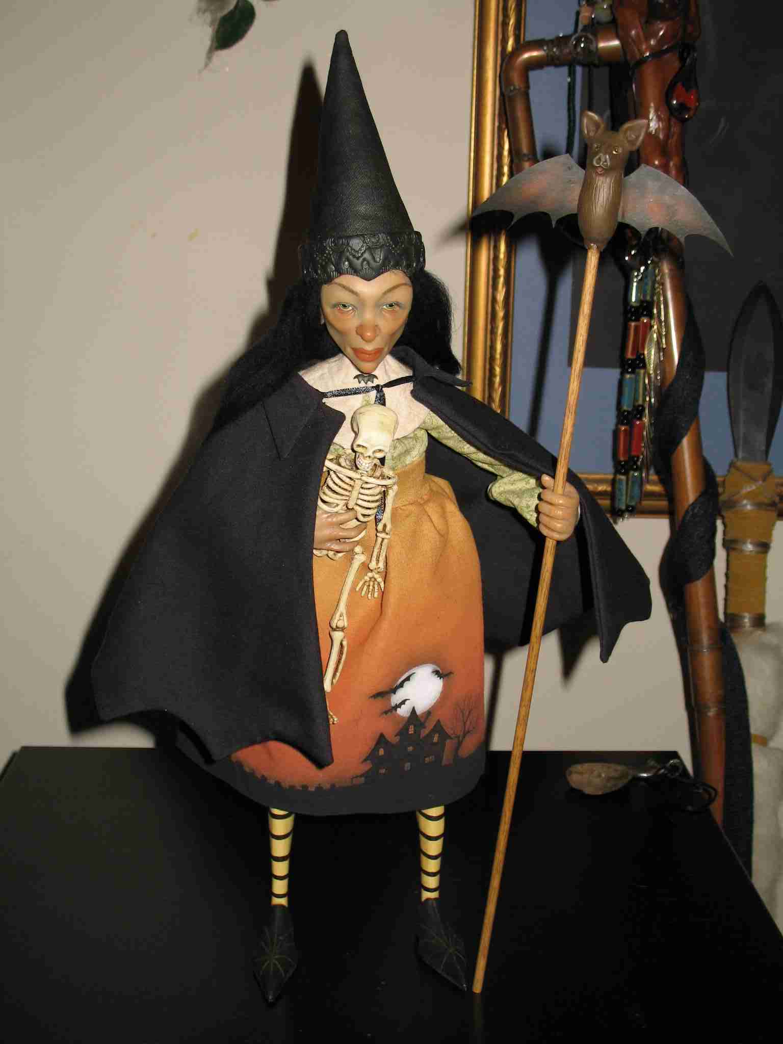 witch small.jpg