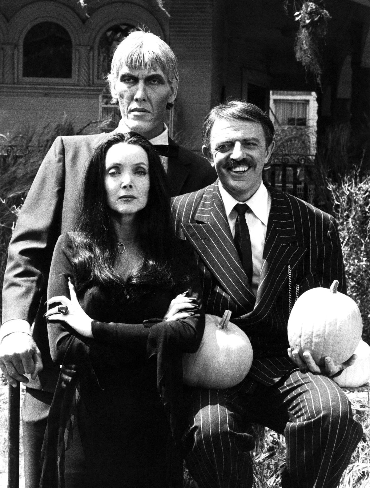 Addams_Family_Halloween_1977.jpeg